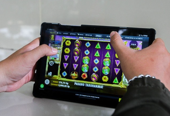 Tanda-Tanda RNG Slot Telah Dimanipulasi Scammer